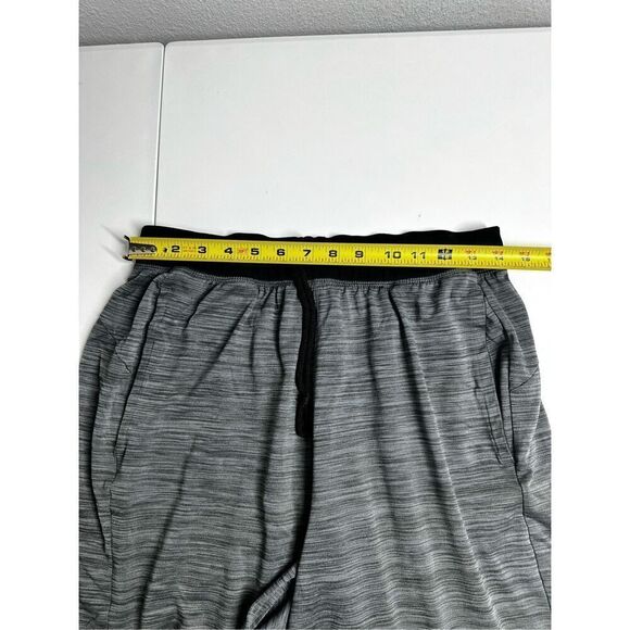 Adidas Men’s Athletic Shorts Gray Size L See Description - Picture 8 of 11
